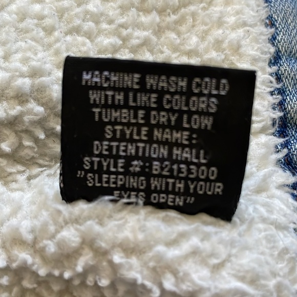 Volcom Sherpa Lined Jean Jacket - Picture 8 of 9